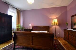 Хостелы Hostel Mleczarnia Вроцлав Апартаменты - Ruska Street-12